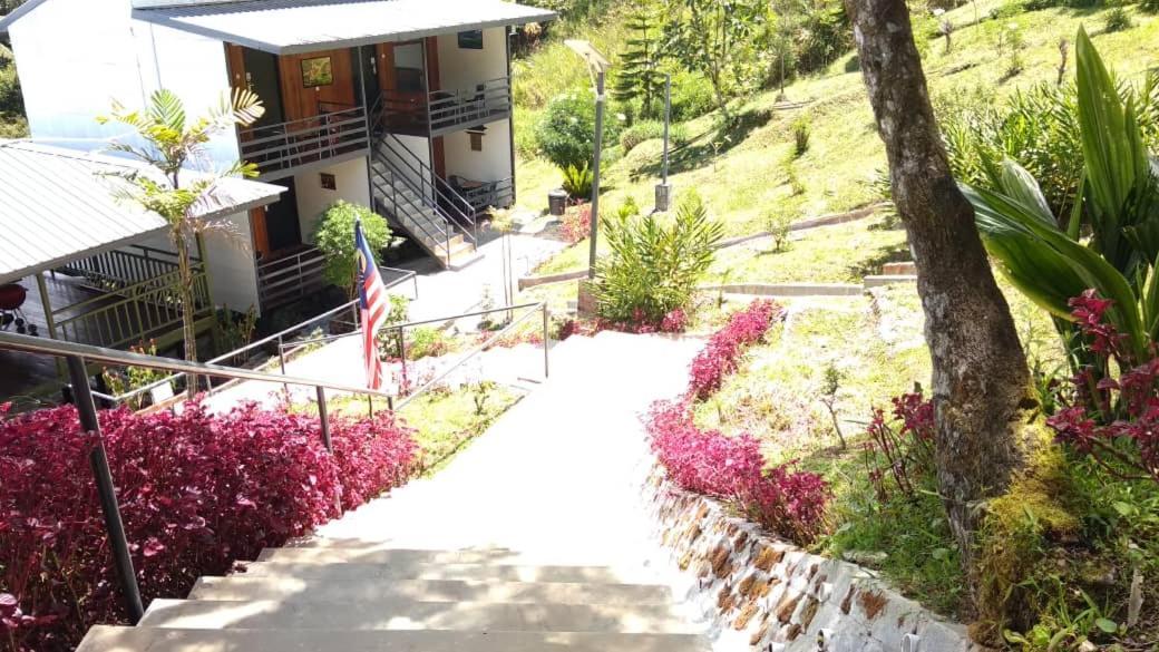 Ayana Holiday Resort Kampong Kundassan エクステリア 写真