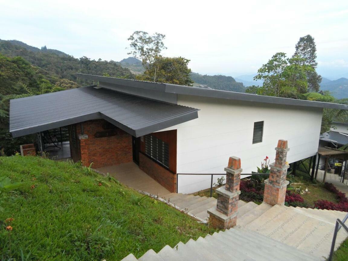 Ayana Holiday Resort Kampong Kundassan エクステリア 写真