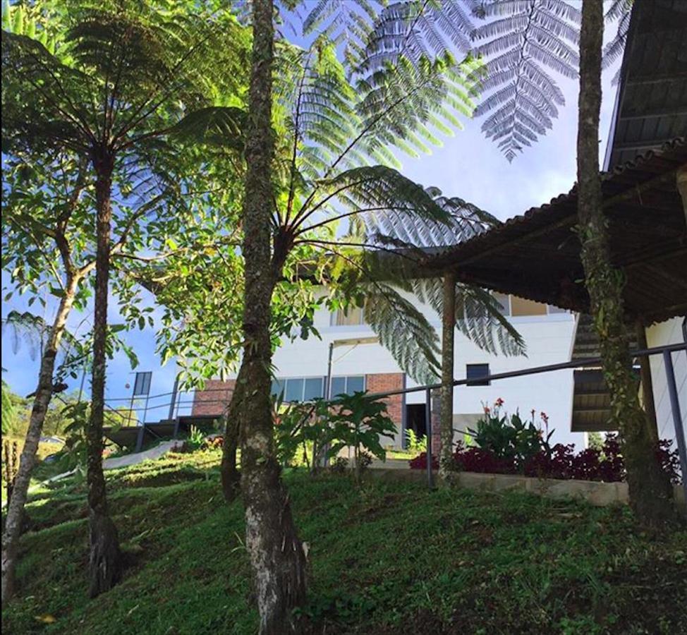 Ayana Holiday Resort Kampong Kundassan エクステリア 写真